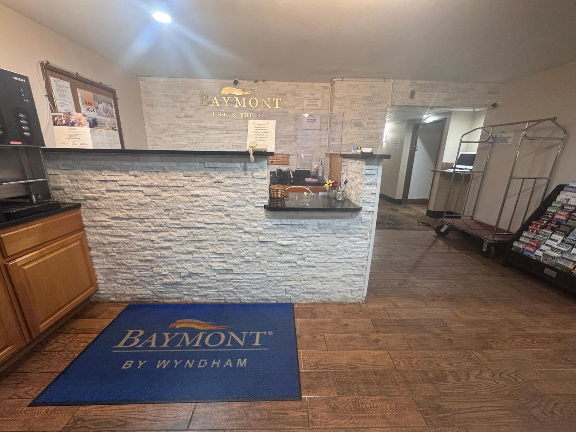 Baymont Inn & Suites Richmond Exteriér fotografie