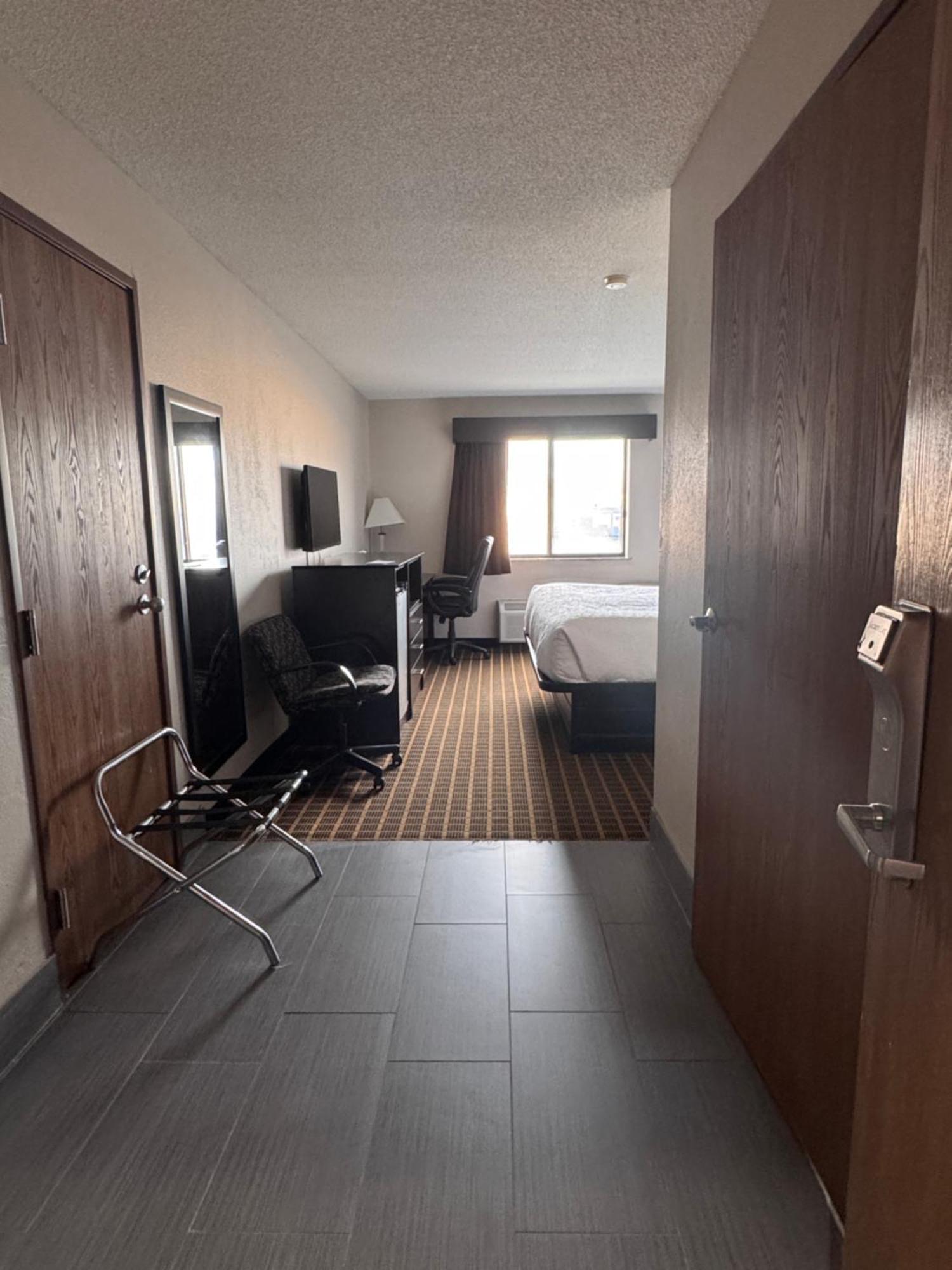 Baymont Inn & Suites Richmond Exteriér fotografie